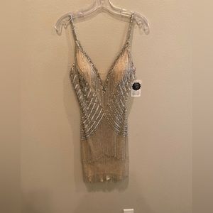 NWT Intrigue homecoming dress